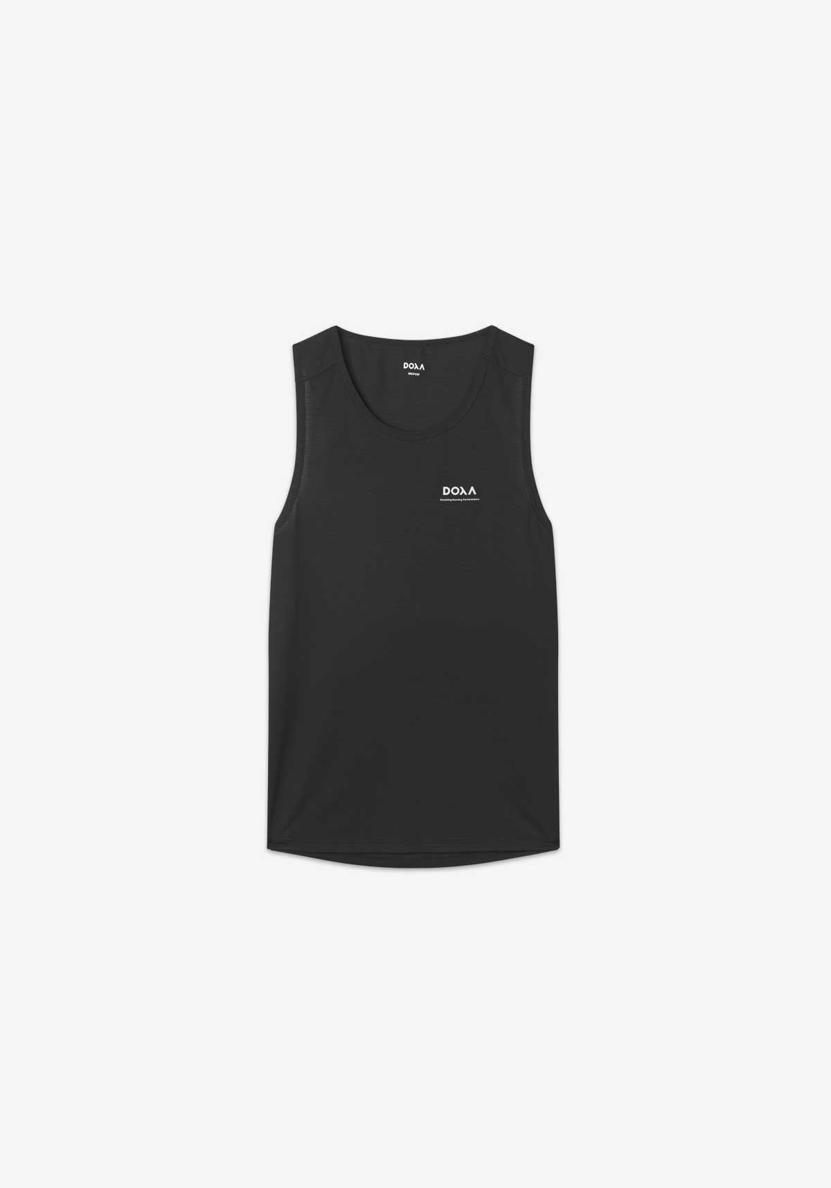 MNS RERUN SINGLET in black with racerback and wide armholes, designed for optimal mobility and ventilation, featuring moisture-wicking and fast-drying fabric.